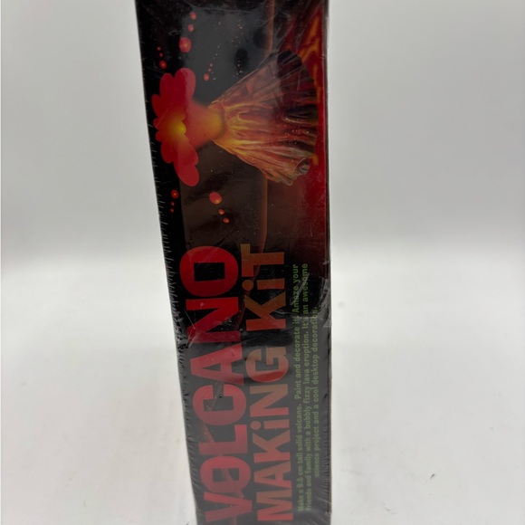 Volcano Making Kit - Picture 4 of 10